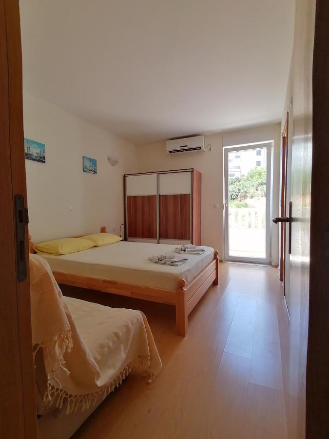Apartments Coric บาชกาโวดา ภายนอก รูปภาพ