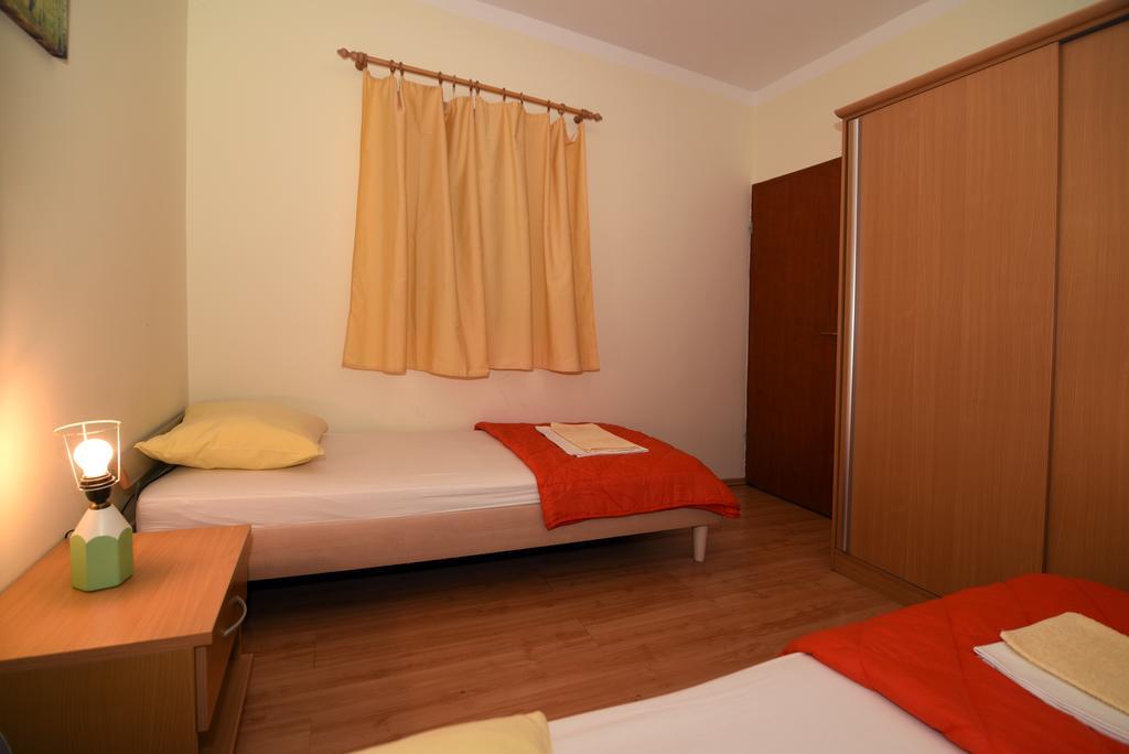 Apartments Coric บาชกาโวดา ภายนอก รูปภาพ