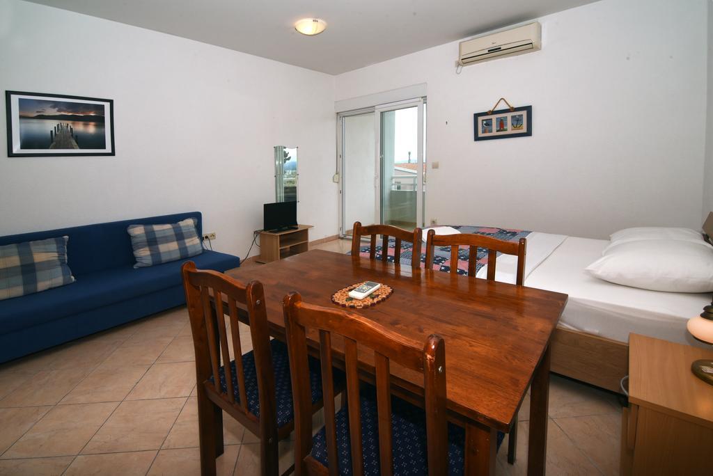 Apartments Coric บาชกาโวดา ภายนอก รูปภาพ